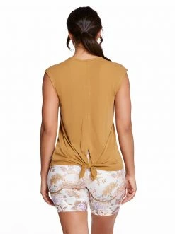 Rockfit Hattie Tee In Bistre