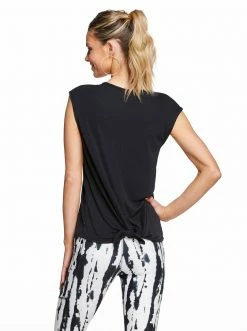 Rockfit Hattie Tee In Black