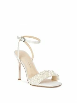Camuto Omilira High Heel In White Shoes