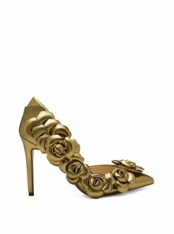 Camuto Pointesta Pump In Gold
