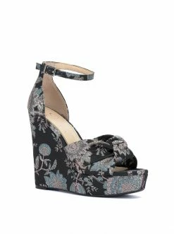 Camuto Tyssie Wedge Platform Sandal In Floral Denim