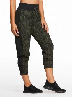 Rockfit Clothing Ella Woven Jogger In Thyme Desert Snake